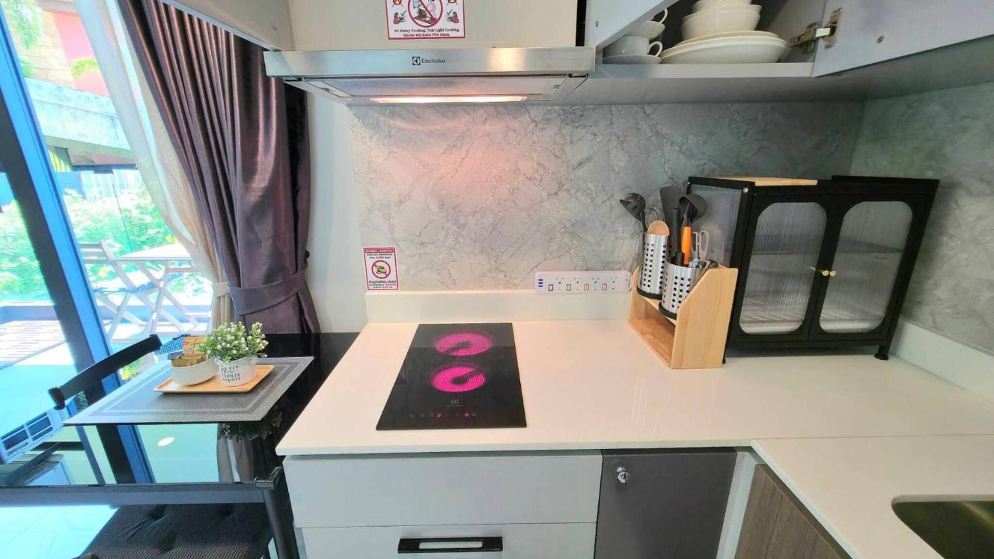 Room In Apartment - A301- Forest View Corner Unit 1Br-1Bath Ao Nang エクステリア 写真